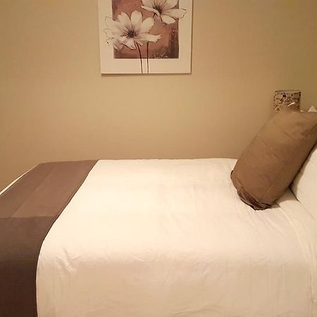 1-Bedroom Apartment Sweet #8 By Amazing Property Rentals Gatineau Luaran gambar